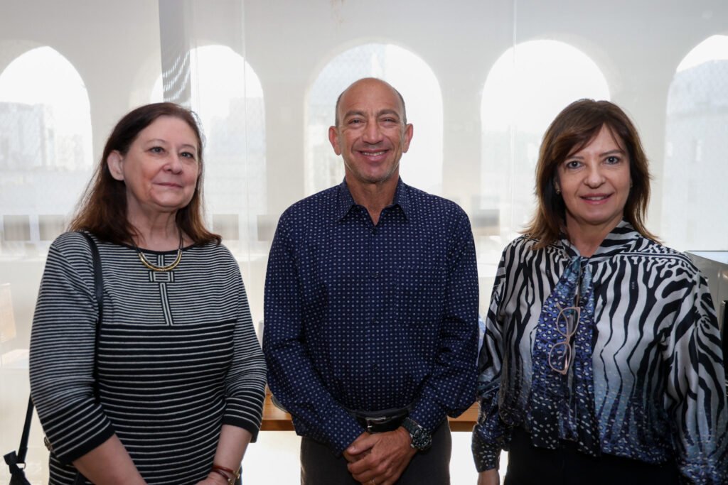 Ana Gervasio, da Agetur, Roberto Adler, da ABz Consulting e Silvia Vieira, da High Performace Ana Gervasio, da Agetur, Roberto Adler, da ABz Consulting e Silvia Vieira, da High Performace