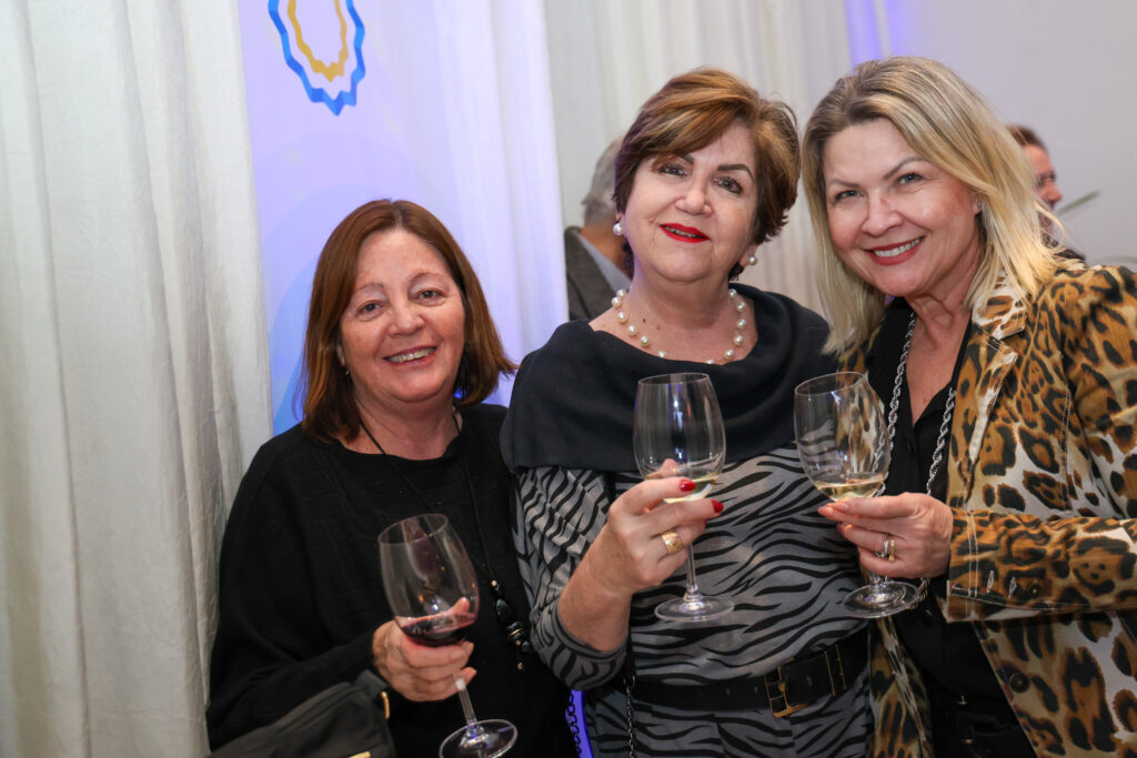 Catharina Oliveira, da Imensa Viagens, Vera Lúcia, Royale Tur e Solange Meca, da Allistur