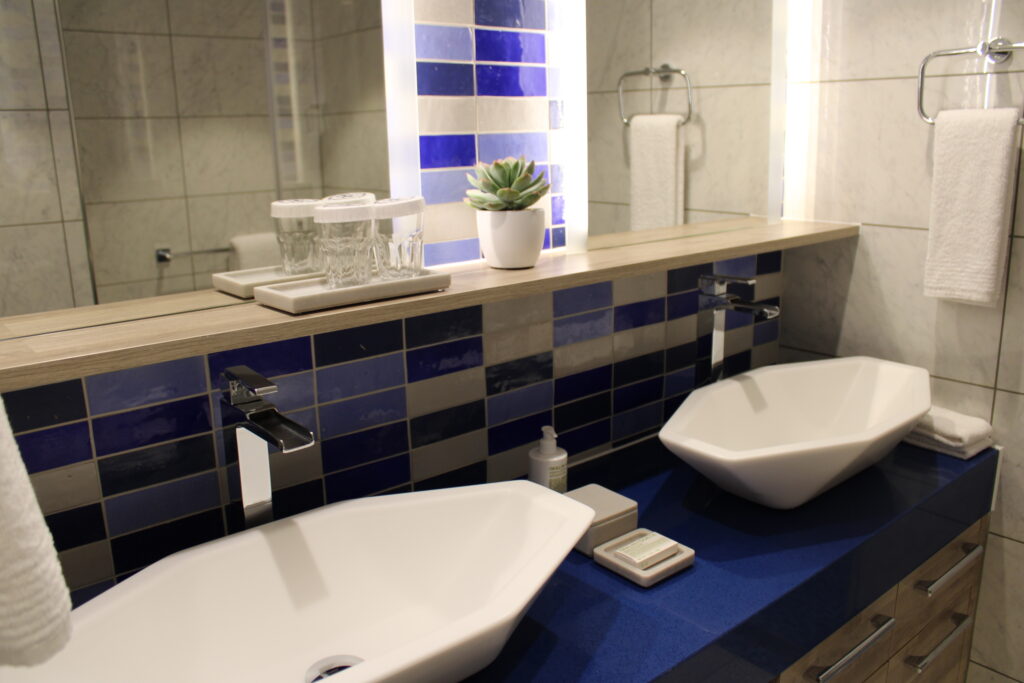 Detalhes do banheiro da Ultimate Family Suite