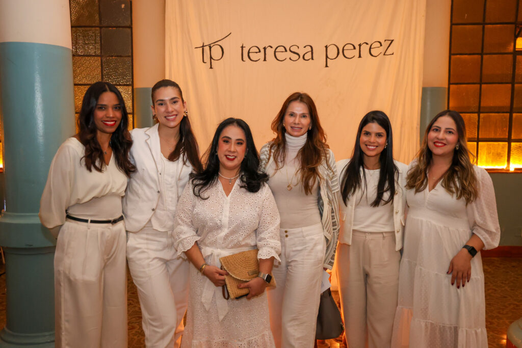 Equipe de Marketing, Eventos e B2B da Teresa Perez Equipe de Marketing, Eventos e B2B da Teresa Perez