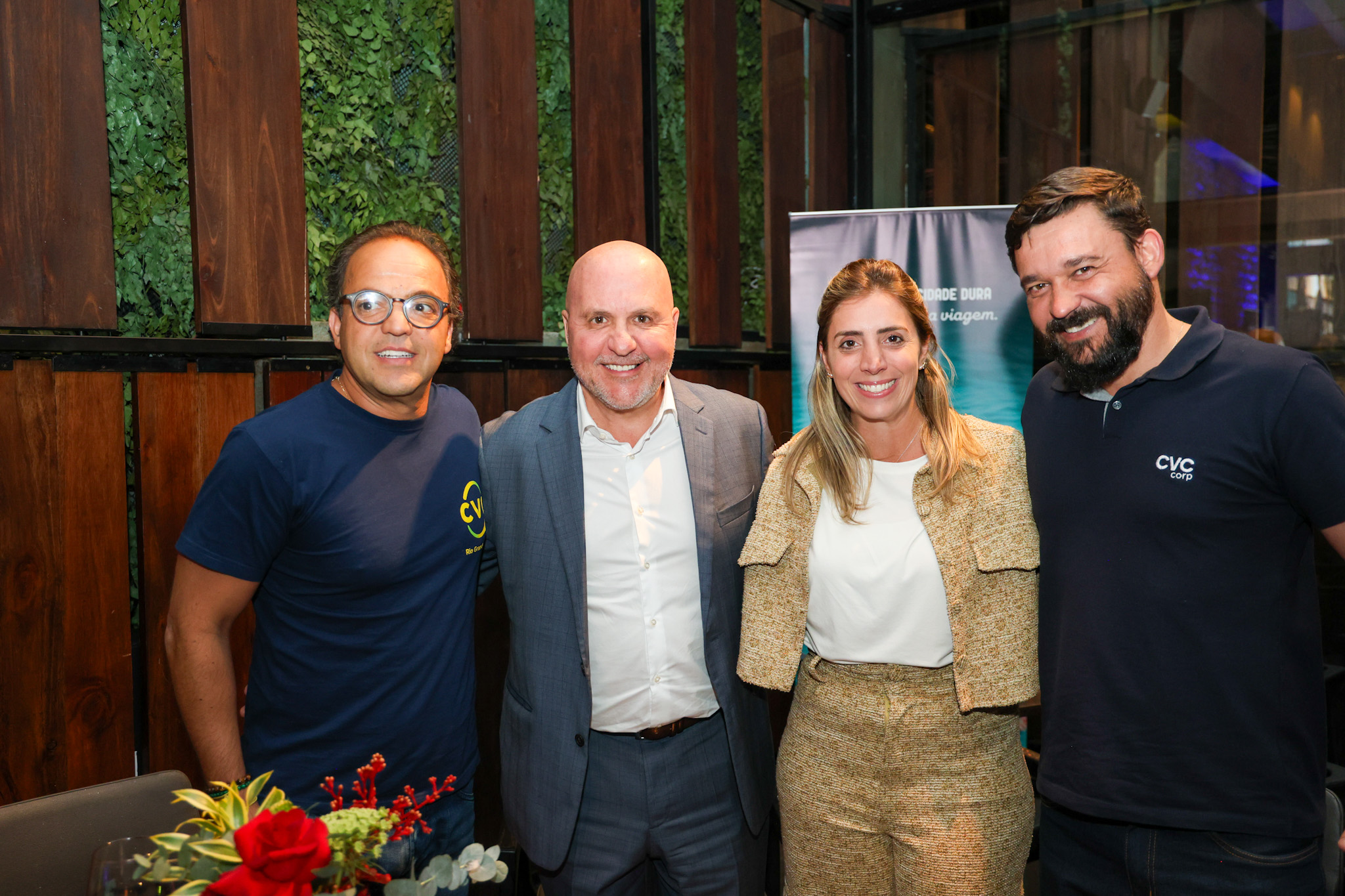 Fábio Godinho, CEO da CVC Corp, Carlos Vasquez, sócio da BRT, Paula Roratto e Daniel de Almeida, da CVC Corp Fábio Godinho, CEO da CVC Corp, Carlos Vasquez, sócio da BRT, Paula Roratto e Daniel de Almeida, da CVC Corp