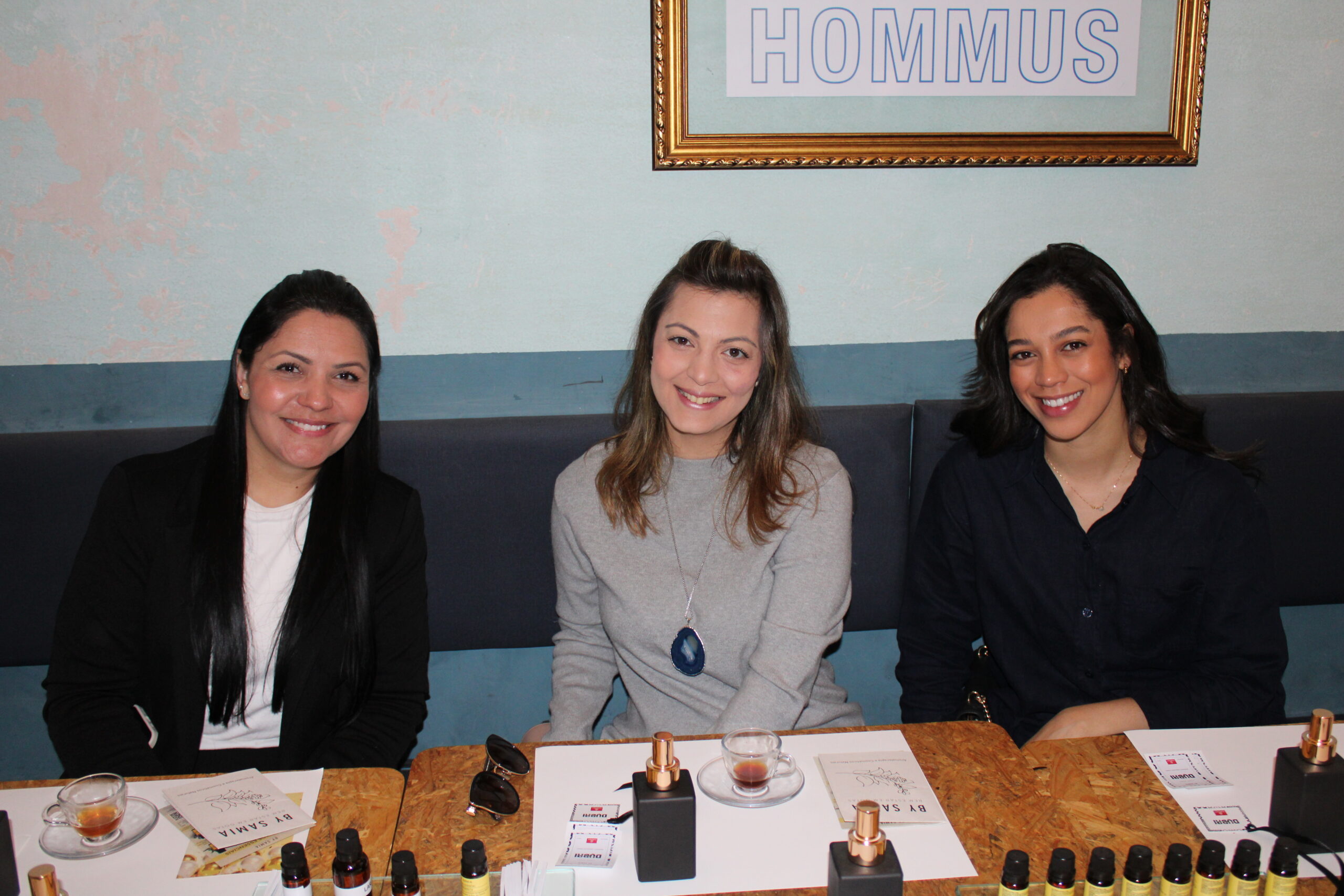 Luana Souza, da Agaxtur, Natalia Lafiandra, da Latitur e Amanda Blac, da Momento Viagens Luana Souza, da Agaxtur, Natalia Lafiandra, da Latitur e Amanda Blac, da Momento Viagens