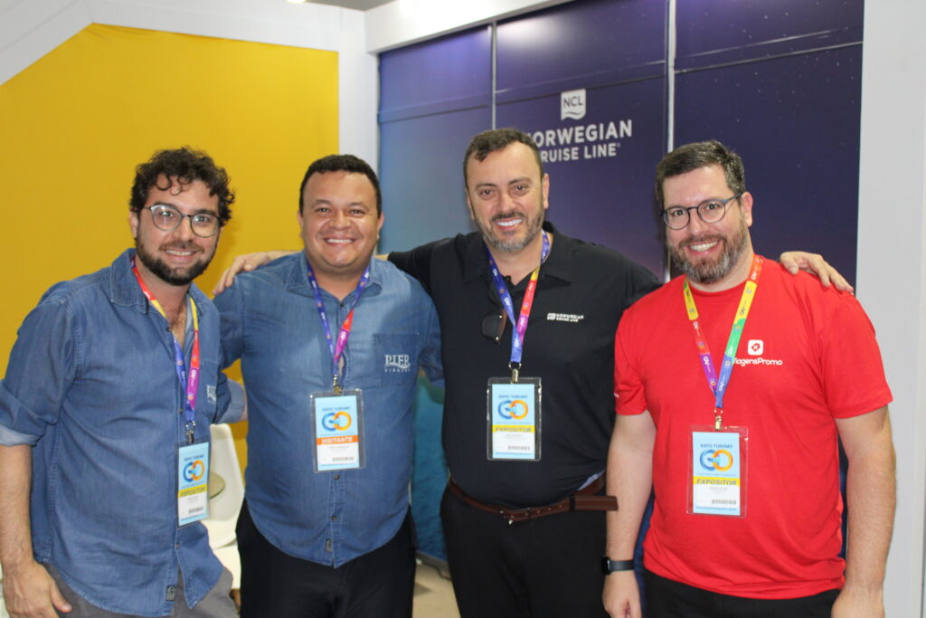 João Jatoba e Daniel Marrocos, da Pier Viagens, Adilson Mello, da Norwegian Cruise Line e Renato Alves, da ViagensPromo