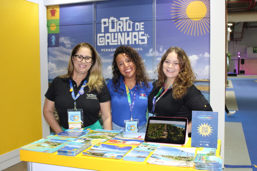 Lucilene Araújo, do The Westin, Lizandra Andrade, da Associação de Hotéis de Porto de Galinhas e Ana Beatriz, da Empetur
