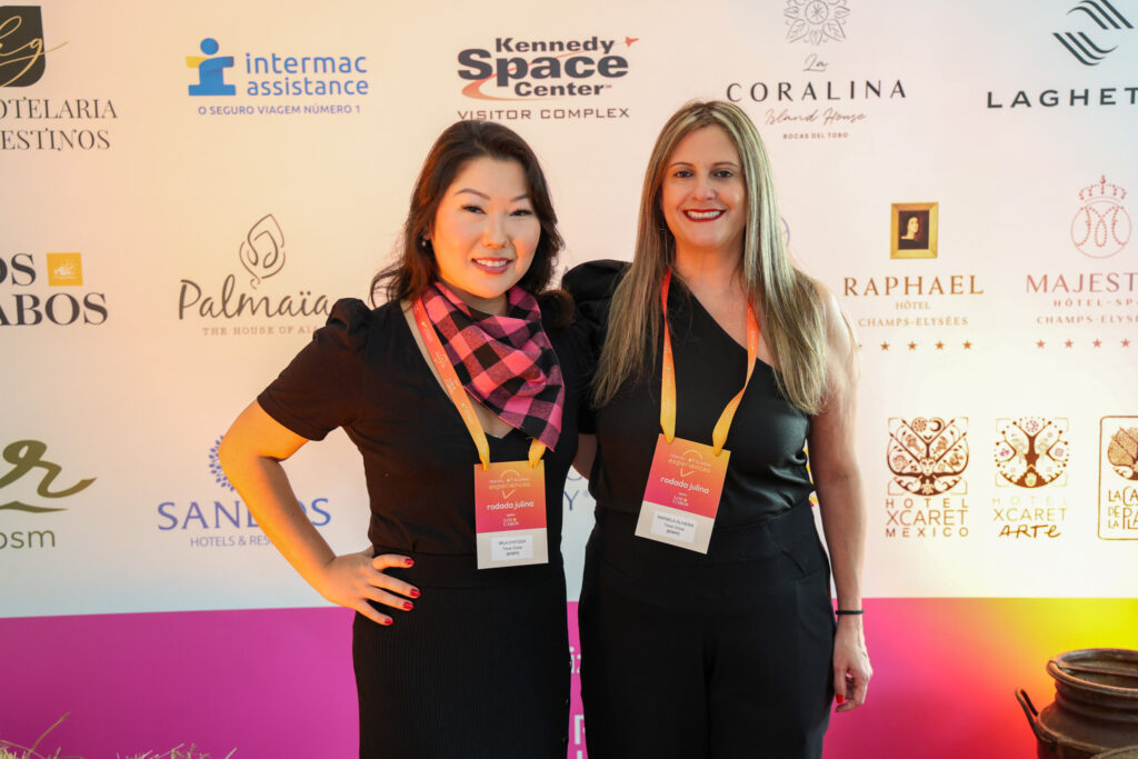 Mila Chiyoda e Rafaela Oliveira , da Travel Global