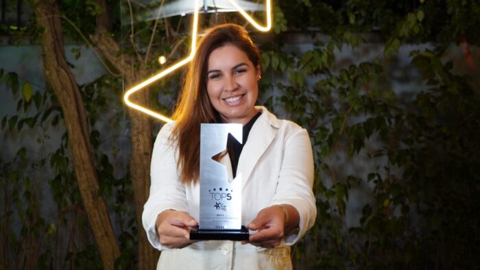 BeFly conquista prêmio Top of Mind RH 2024 1 A BeFly foi reconhecida como uma das cinco marcas mais lembradas na categoria “Práticas Reconhecidas em Gestão de RH”