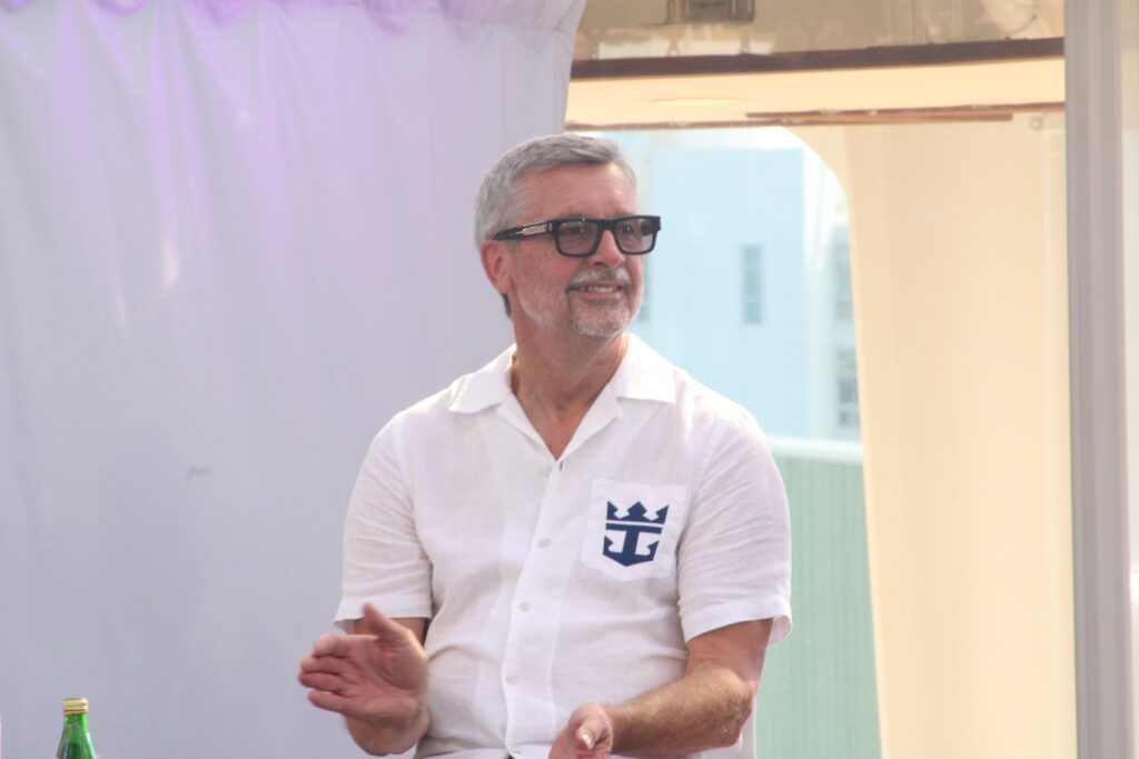 Presidente e CEO da Royal Caribbean International, Michael Bayley