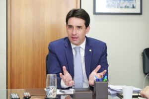 Programa Voa Brasil leva o lazer ao idoso, fortalece o reencontro de famílias, além de promover a inclusão e estimular o turismo