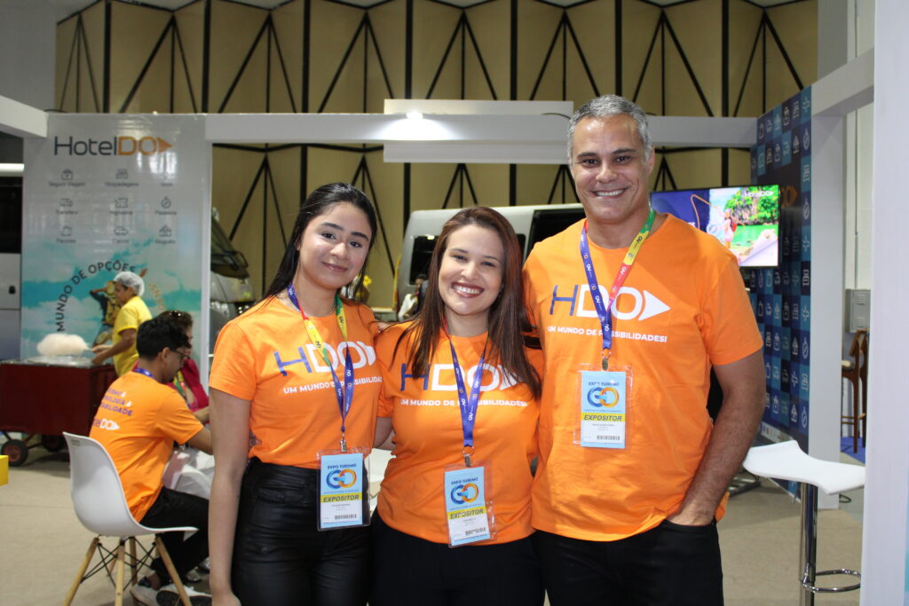 Suzane Mendes, Lara Mello e Marcio Nogueira, da HotelDO