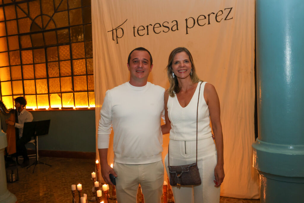 Thiago Carneiro e Paula Dias, da Teresa Perez Thiago Carneiro e Paula Dias, da Teresa Perez