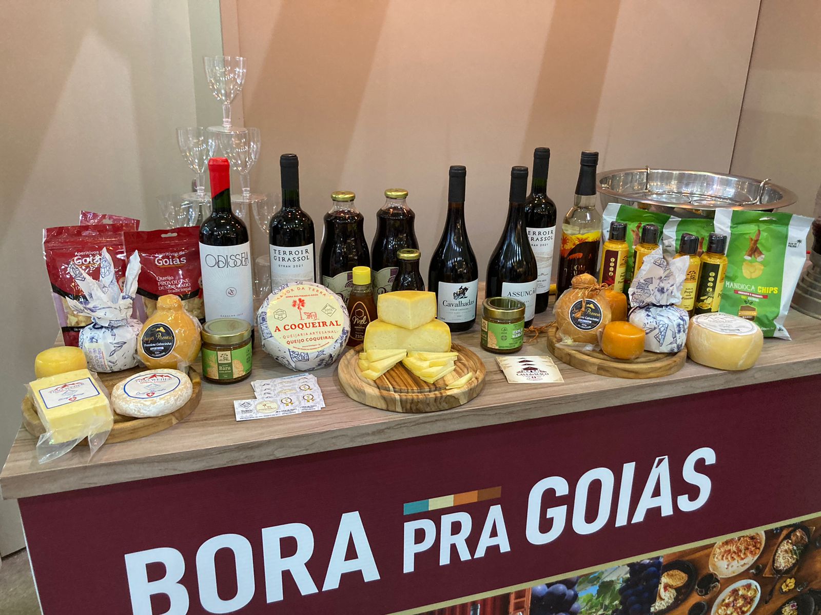 Turismo de Goiás é destaque na maior feira do setor no Centro-Oeste Turismo de Goiás é destaque na maior feira do setor no Centro-Oeste
