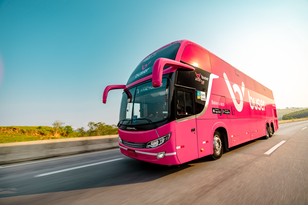 Com um novo ponto no Shopping Bossa Nova Mall e mais 13 embarques espalhados pela cidade, startup deve dobrar a demanda até o final de fevereiro Buser