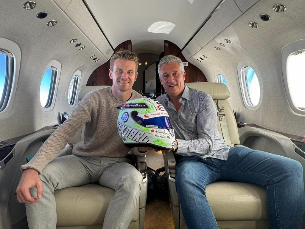 Hahnair anuncia parceria com o piloto de Fórmula 1 Nico Hülkenberg
