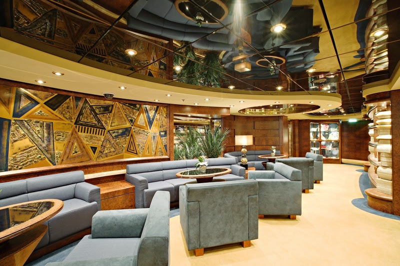 Área de Concierge no MSC Yacht Club