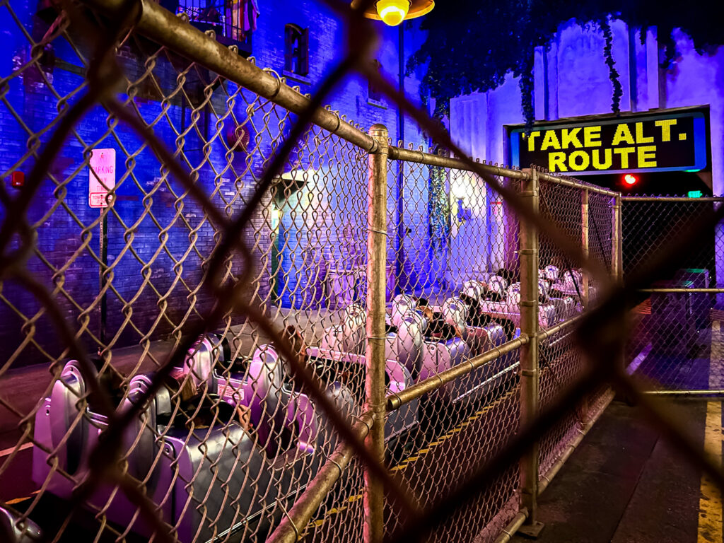 A Rock 'n' Roller Coaster Starring Aerosmith é uma das atrações mais buscadas no parque