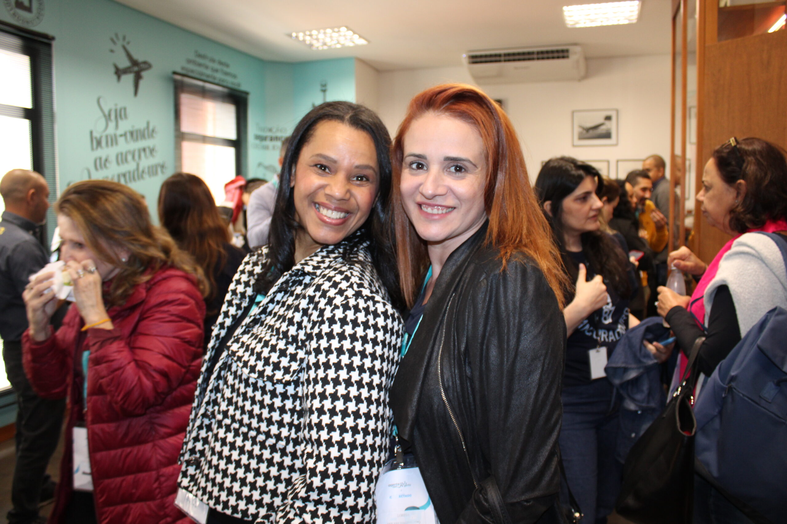 Adriana Dias, Viaje Sem Fronteira e Lorena, da Volare Adriana Dias, Viaje Sem Fronteira e Lorena, da Volare