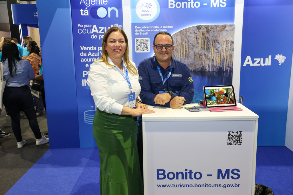 Adriana Merjan, do Comtur-Bonito e Elias de Oliveira, da Setur-Bonito Adriana Merjan, do Comtur-Bonito e Elias de Oliveira, da Setur-Bonito