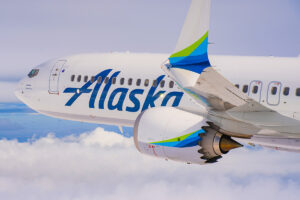 Alaska Airlines começará a vender passagens para o Brasil com voos operados pela concorrente American Airlines