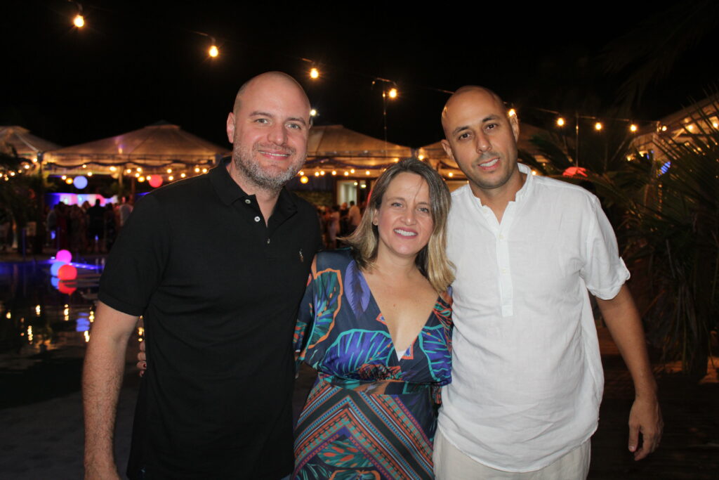 Ale Cordeiro, Priscila Bures e Wagner Moraes, da ViagensPromo