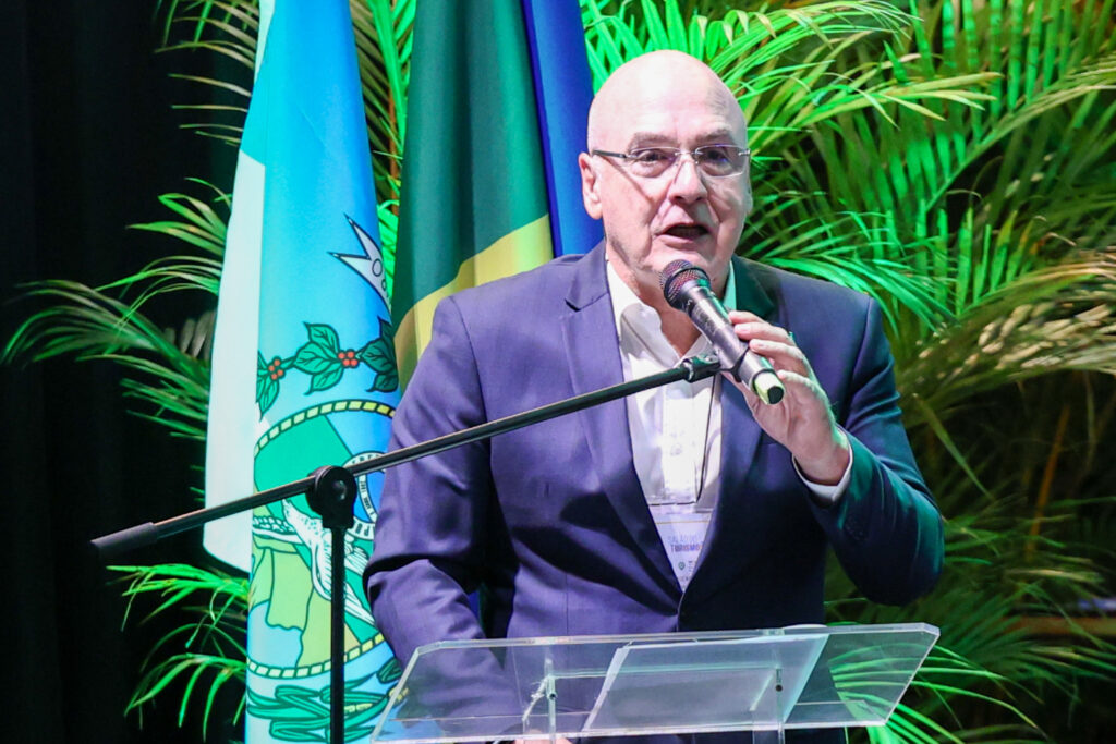 Antonio Florencio de Queiroz Junior Fecomércio celebra aprovação do Tax Free: "marco fundamental para o comércio e do turismo"