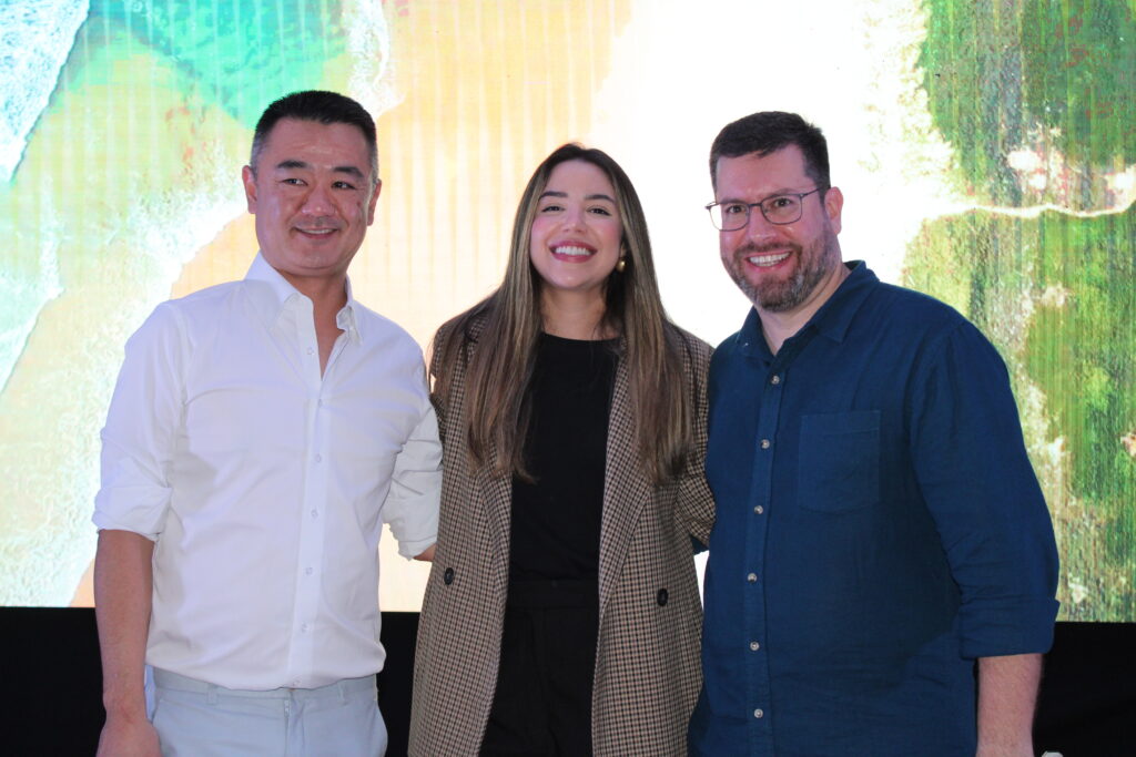 Bárbara Braga, secretária de Turismo de Alagoas com Renato Kido e Renato Alves, da ViagensPromo