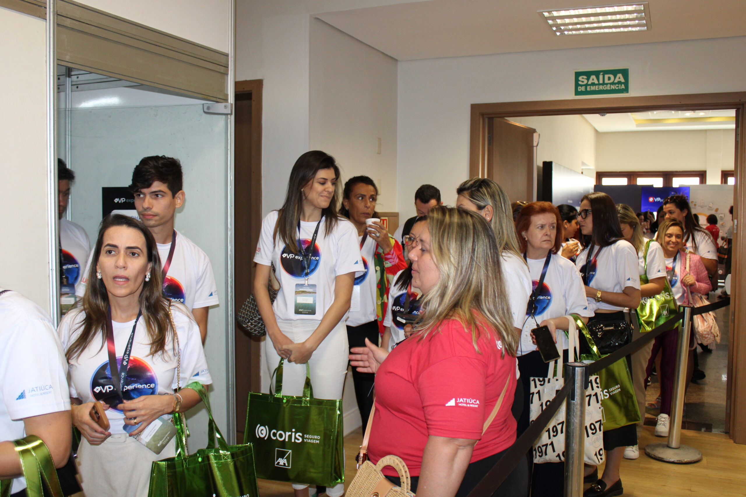 Em um novo formato, os agentes trocam de salas de capacitações a cada 20 minutos Em um novo formato, os agentes trocam de salas de capacitações a cada 20 minutos