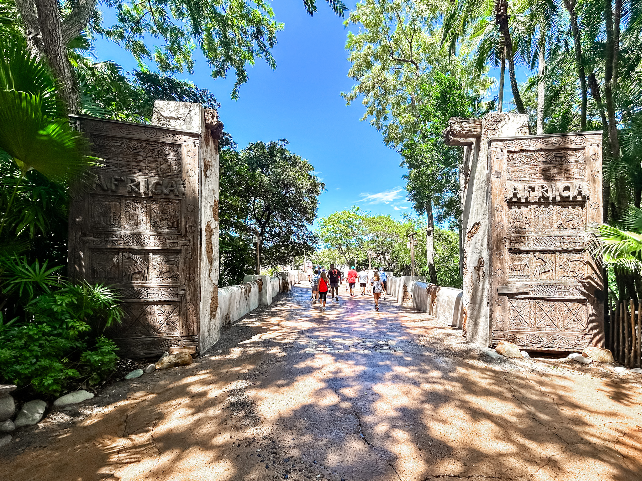 Entrada para o pavilhão África Entrada para o pavilhão África