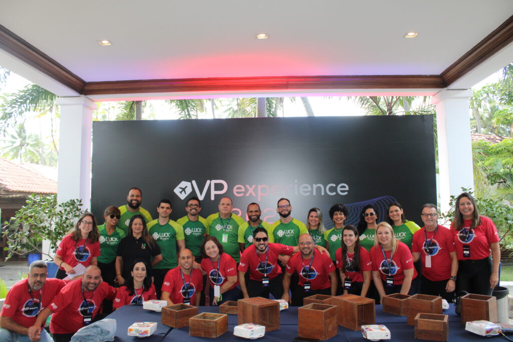Equipe da VP com a equipe da Luck Receptivo