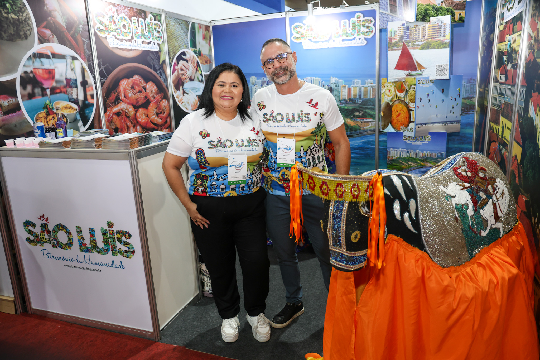 Fernanda Napoleão e Saulo Santos, da Setur-São Luís