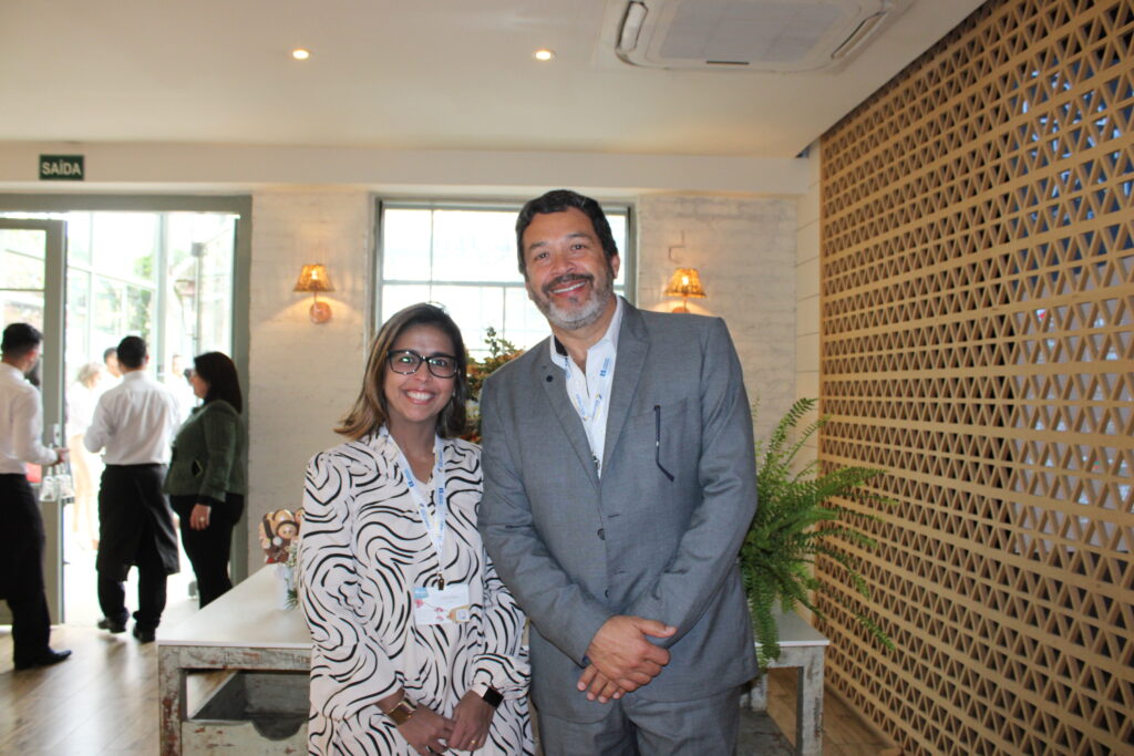 Juliana Ribeiro e Jorge Souza, do Orinter Juliana Ribeiro e Jorge Souza, do Orinter, concederam uma entrevista ao Mercado & Eventos para contar novidades e detalhes do evento (Manuela Miniguini/M&E)