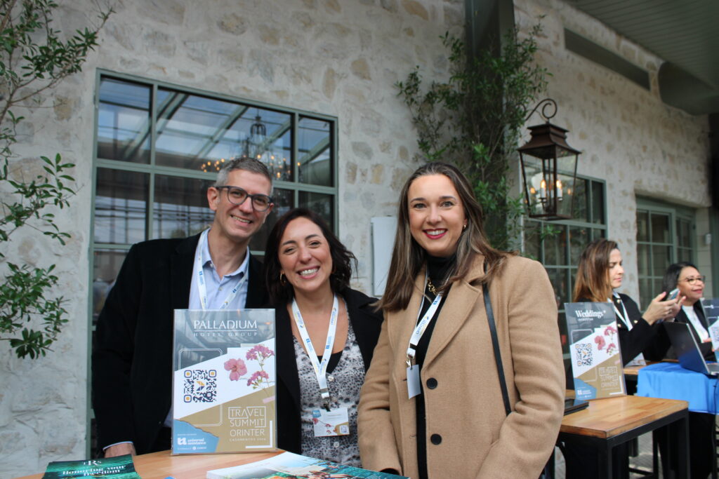 Luiz Fernando Rocha, do Palladium Hotel Group, Fernanda Caleja, da Iberostar, e Telma Oliveira, do I Believe in Magic Luiz Fernando Rocha, do Palladium Hotel Group, Fernanda Caleja, da Iberostar, e Telma Oliveira, do I Believe in Magic