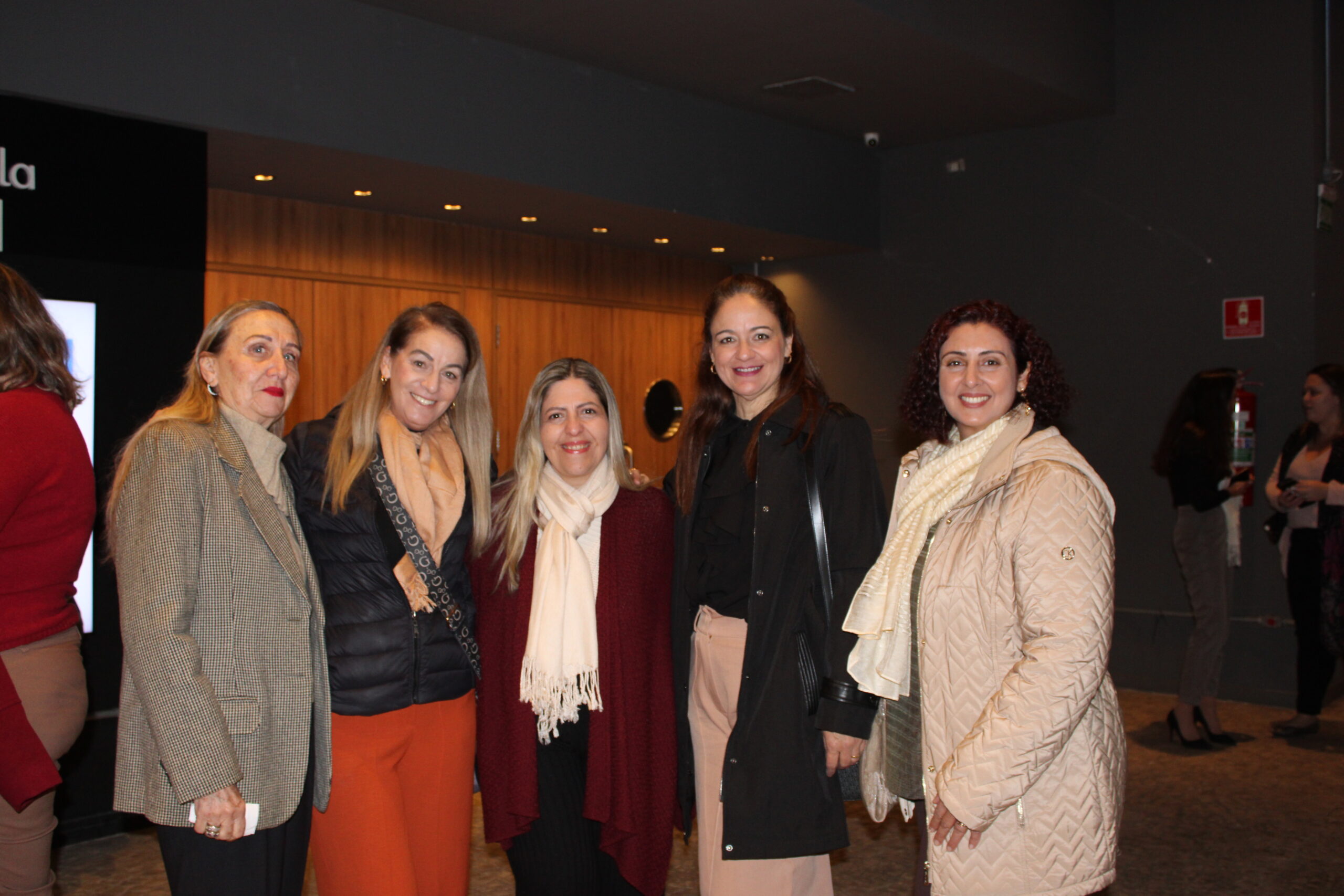 Rita Marcolan e Carla Marcolan, da Bella Multi Viagens, Samantha Perrucci, da Blessing Travel, Elisangela Silva, da Viaje na Magia, e Jussara Beraldes, da Innovati Travel 