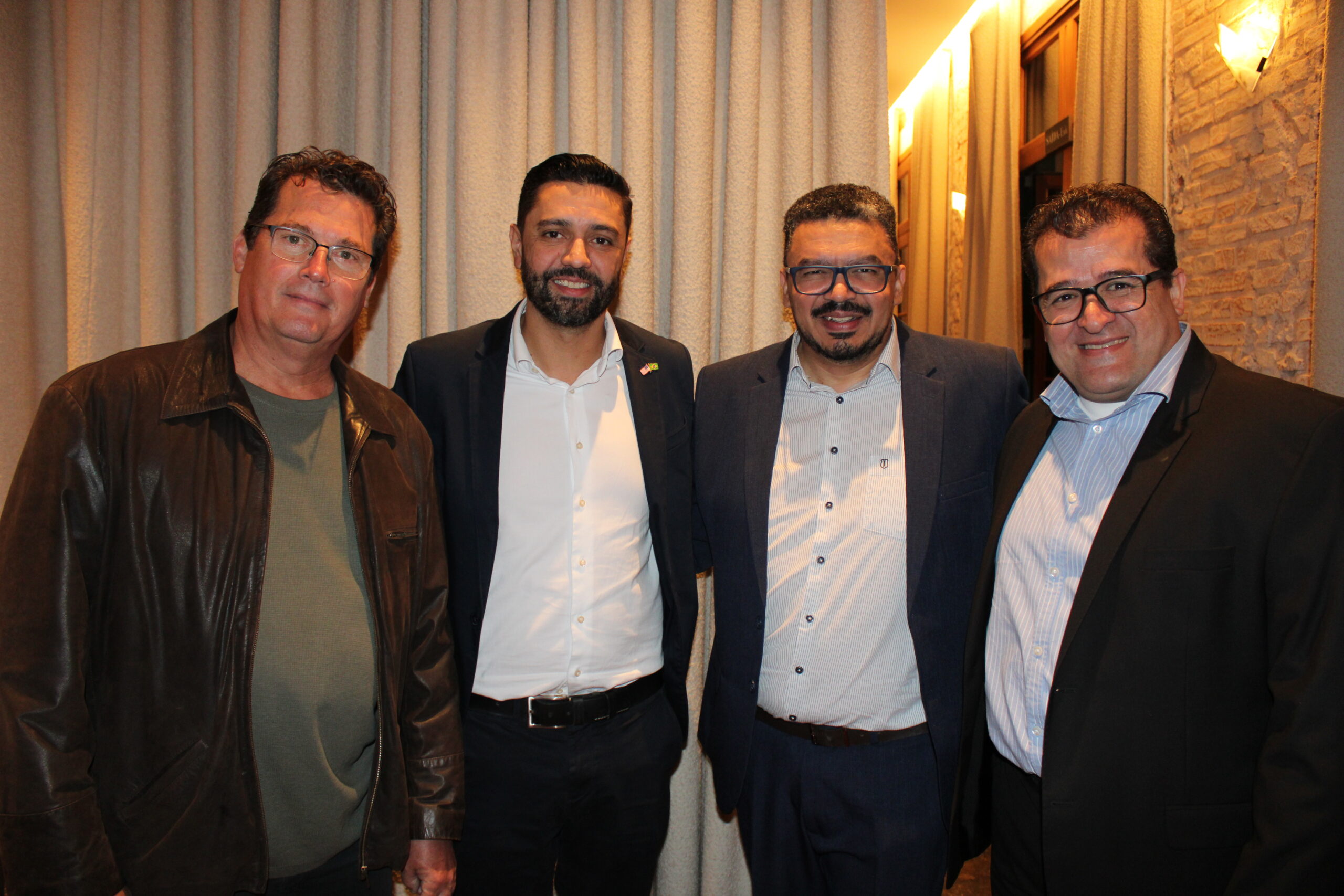 Roberto Araujo, da EHTL, Nathan Correa, da HotelDO, Gustavo Nappo, da EHTL