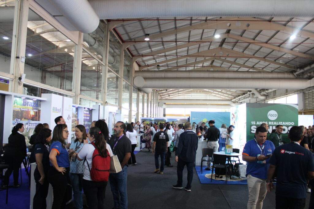 Feira de exposição teve início por volta das 14h 