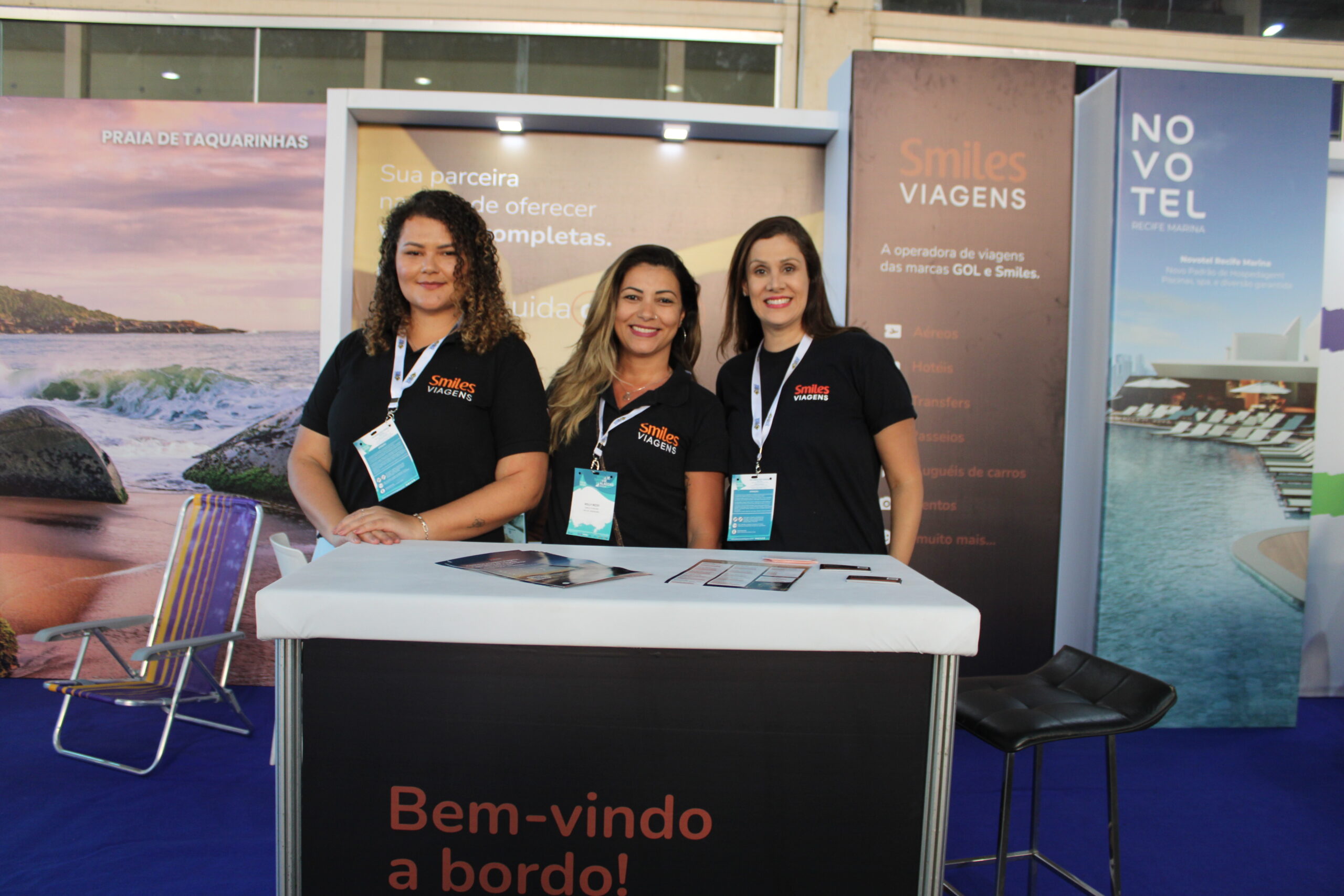Karina Alessandra de Alfredo Mendes, Kelly Rizzo eVanessa Furno, da Smiles Viagens Karina Alessandra de Alfredo Mendes, Kelly Rizzo eVanessa Furno, da Smiles Viagens