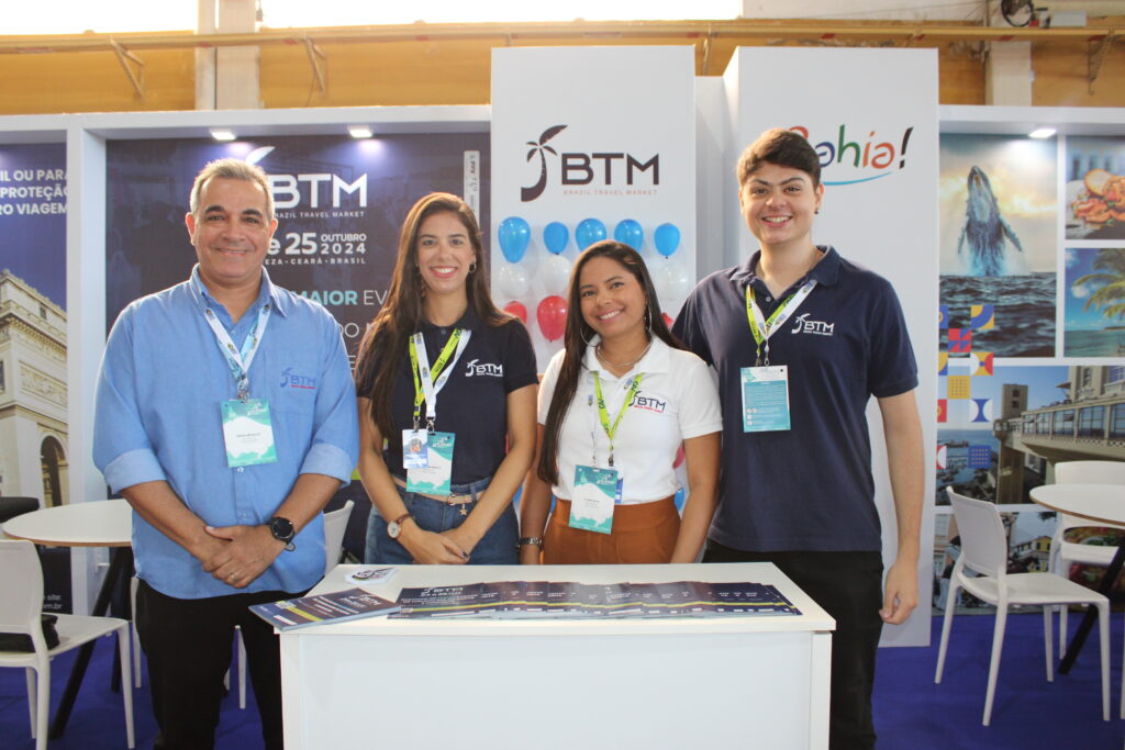 Breno Mesquita, Adryllian Araújo, Alana Silva e Guilherme Valentim, da BBC Eventos