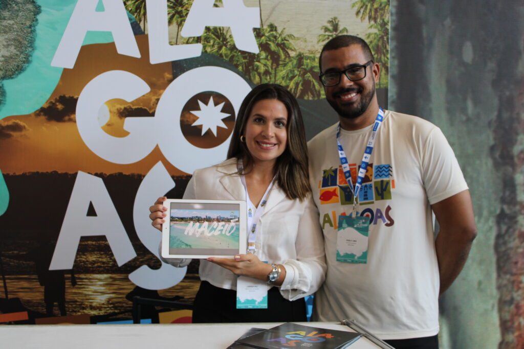 Larissa Vaz e Pablo Lima, da Setur Alagoas