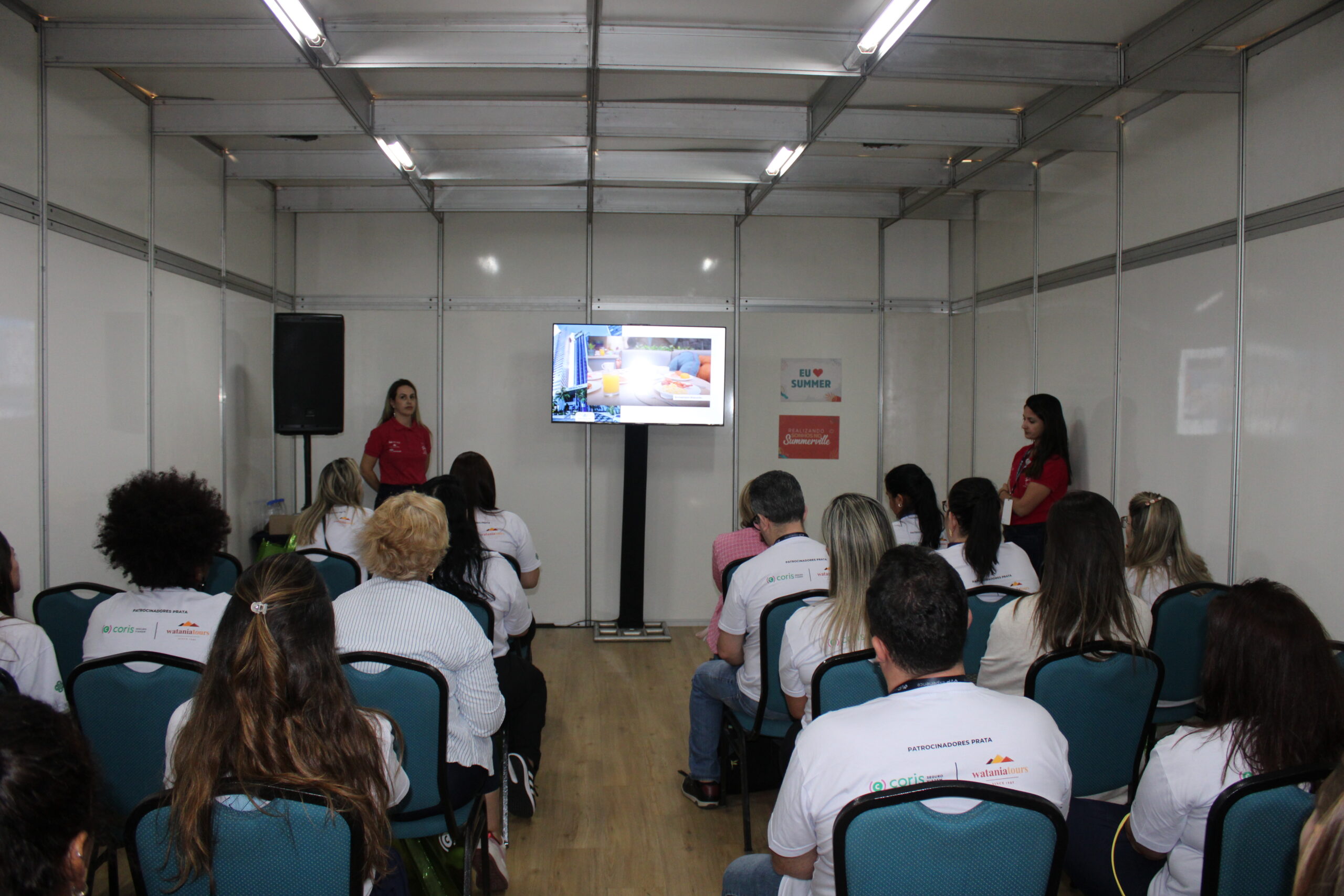 Rede Pontes/Summerville também apresentou seus diferenciais aos agentes presentes Rede Pontes/Summerville também apresentou seus diferenciais aos agentes presentes