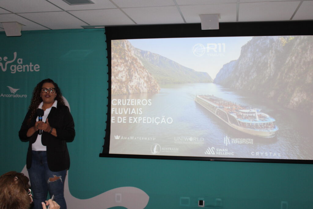 Adriana Almeida, da R11 apresentou os cruzeiros fluviais e de expedição