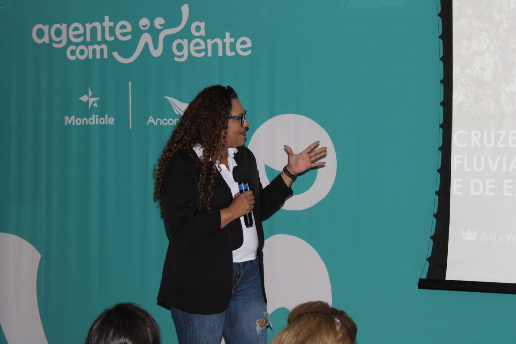 Adriana Almeida, da R11 Travel