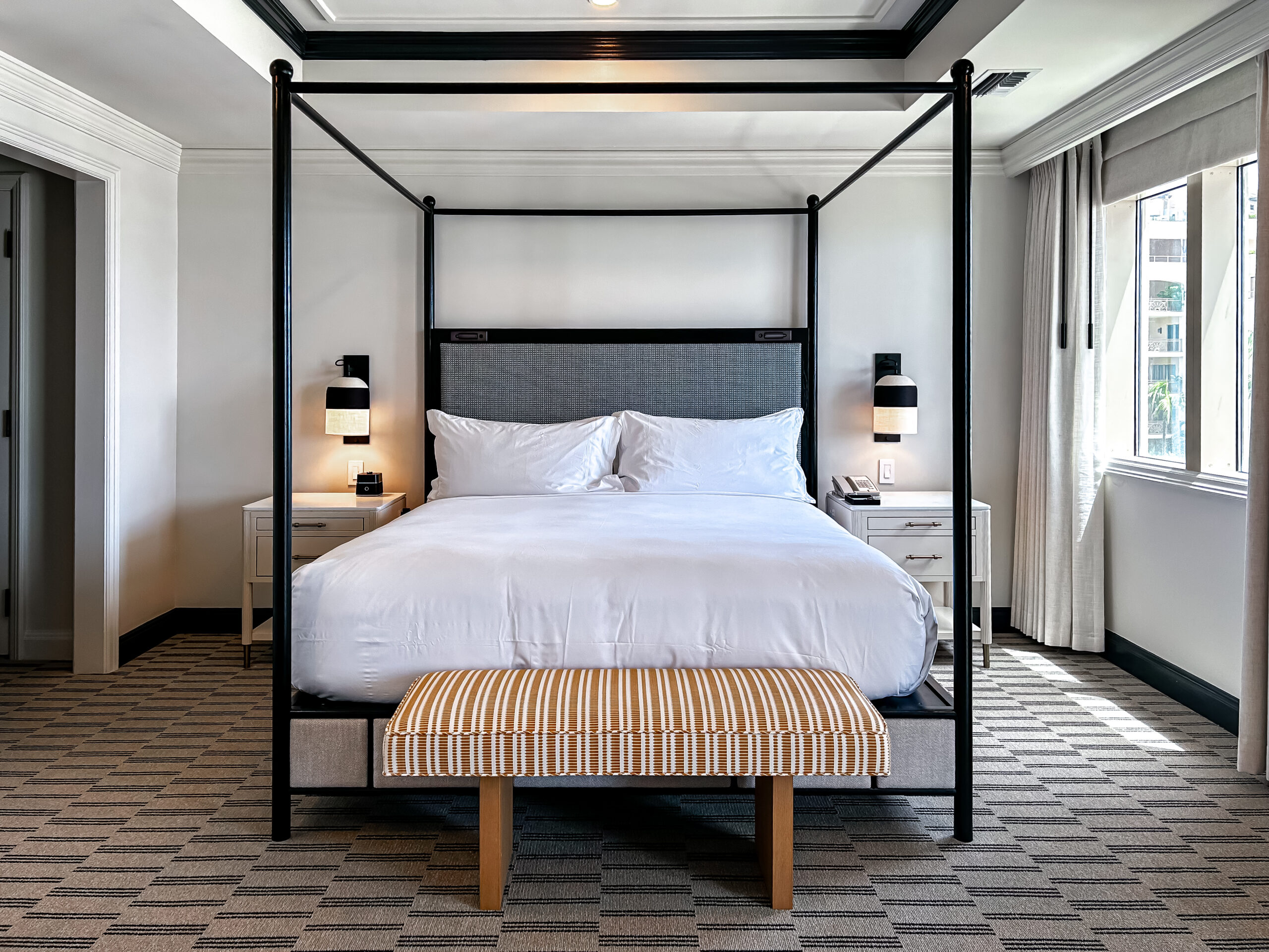 Quarto principal da suíte do The Ritz-Carlton, Grand Cayman Quarto principal da suíte do The Ritz-Carlton, Grand Cayman
