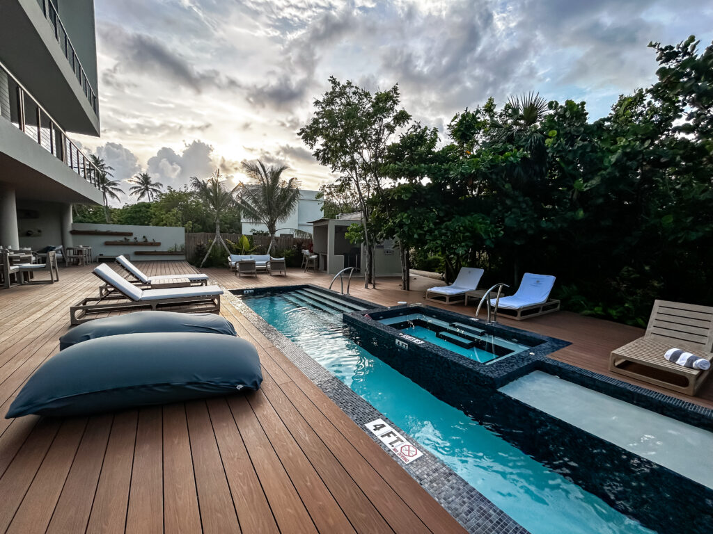Piscina do hotel vida