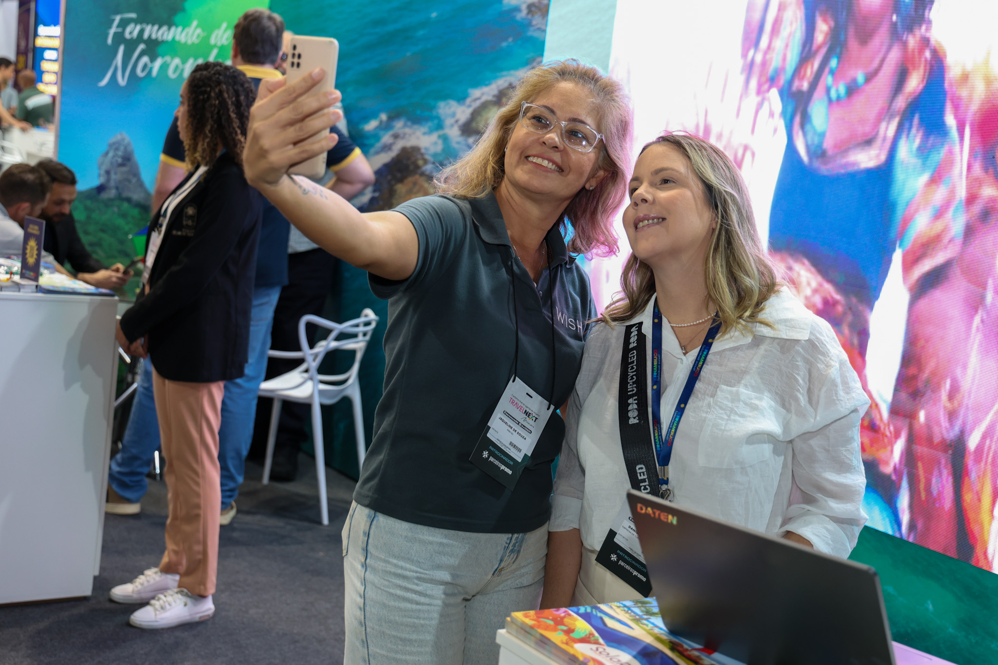 Jaqueline de Messina, do Hotel Wish e Danielly Aguiar, da Empetur Jaqueline de Messina, do Hotel Wish e Danielly Aguiar, da Empetur