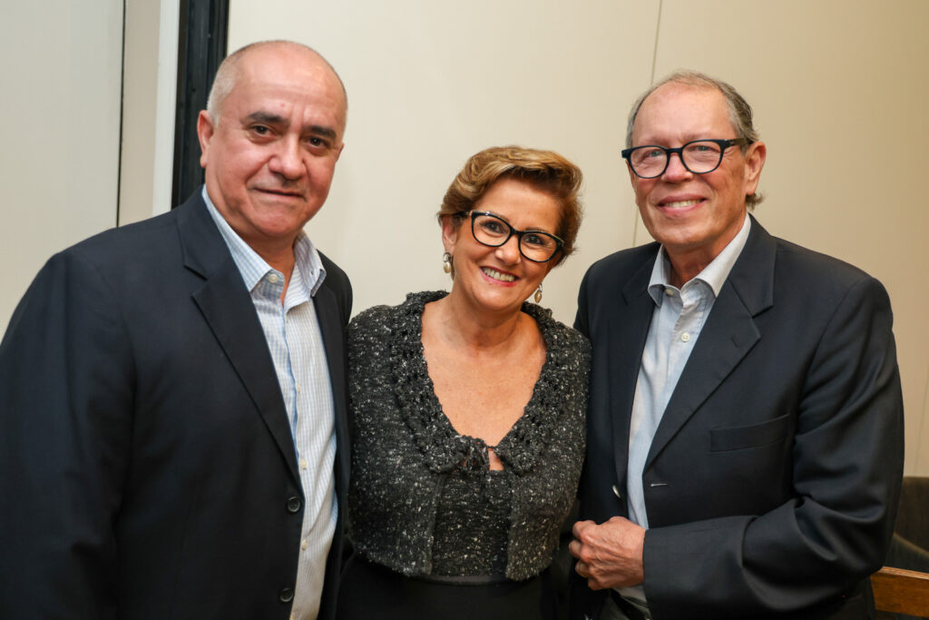 João Goncalves da NCL, Inês Bellini da Mendes Tur e Odmar Aguiar da Agência de Turismo e Cargas Aguiar Ltda