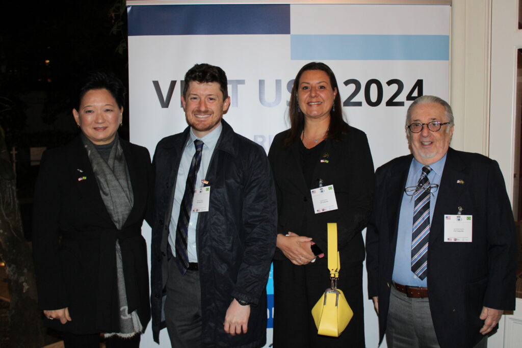 Julia Yamanishi, da American Arlines, Nathan Traurig, do Consulado, Joyce Medeiros e Leslie Beneviste, do Visit Tampa Bay