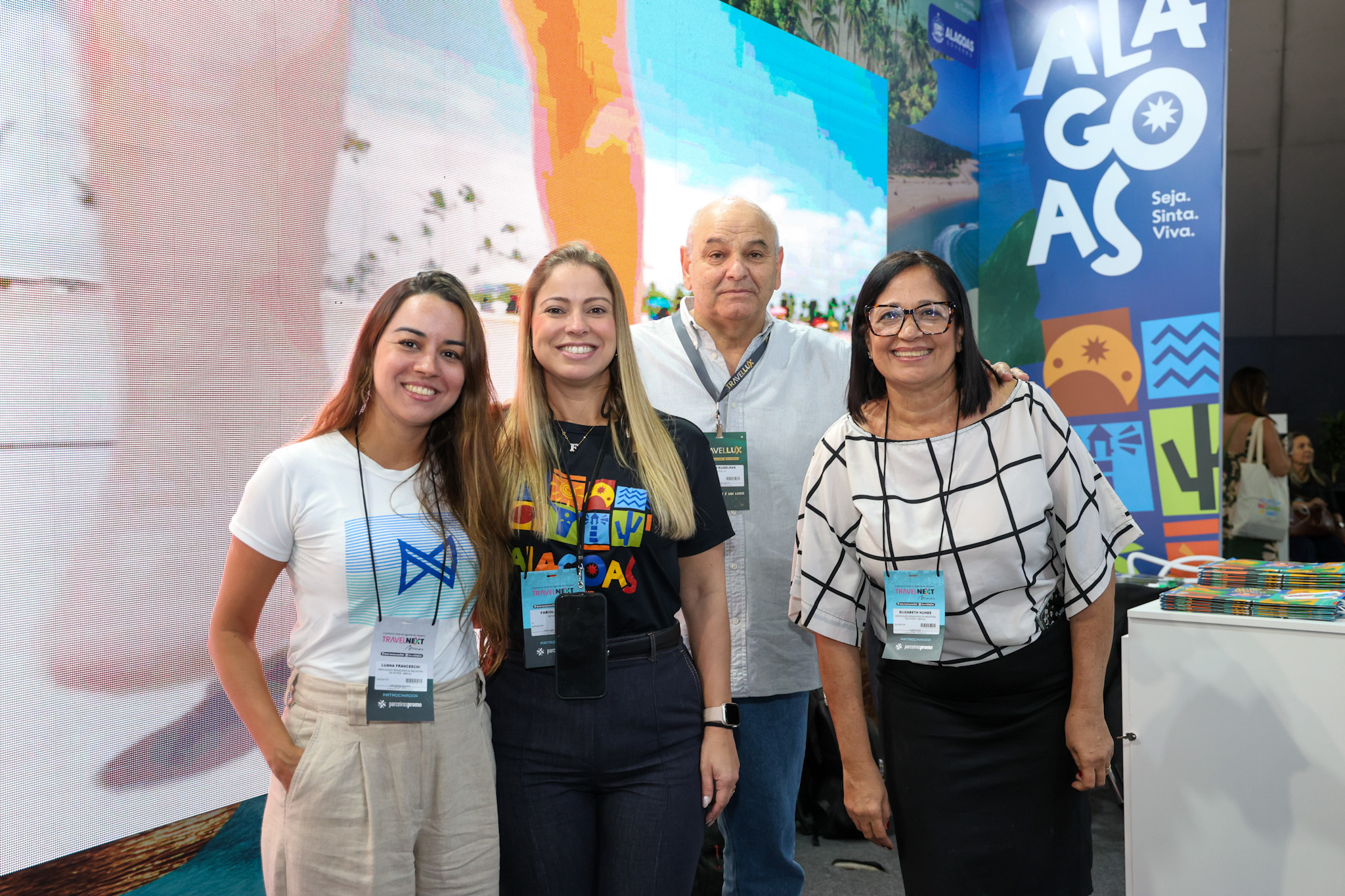 Luana Franceschi, do MME Hotéis, Fabíola Gaia e Paulo Kugelmas, da Setur-AL e Elizabeth Nunes, do Pajuçara Hotéis Luana Franceschi, do MME Hotéis, Fabíola Gaia e Paulo Kugelmas, da Setur-AL e Elizabeth Nunes, do Pajuçara Hotéis