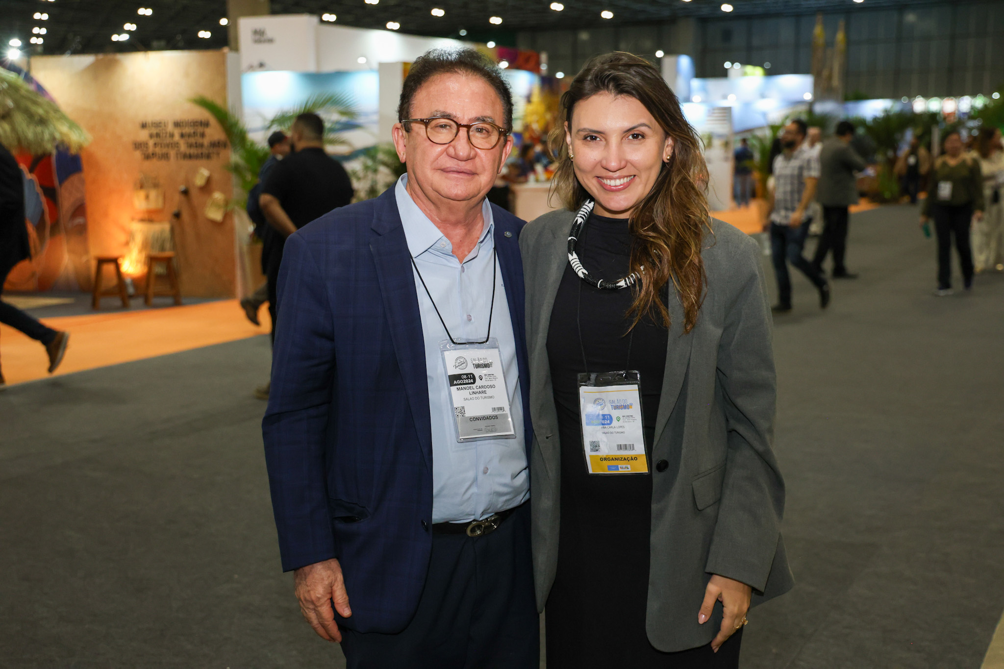 Manoel Linhares, da ABIH Nacional e Ana Carla, do MTur Manoel Linhares, da ABIH Nacional e Ana Carla, do MTur