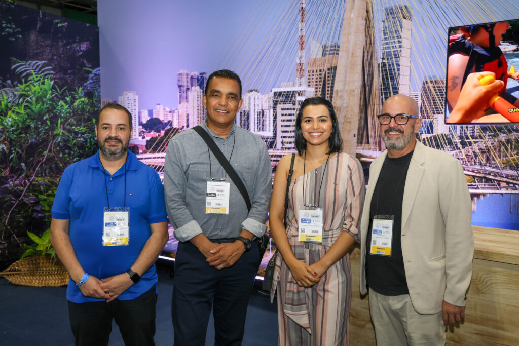 Marcelo Alves, Rui Alves, secretário de Turismo da cidade de São Paulo, Victoria de Paula e Aldo Bonametti, da Cidade de São Paulo