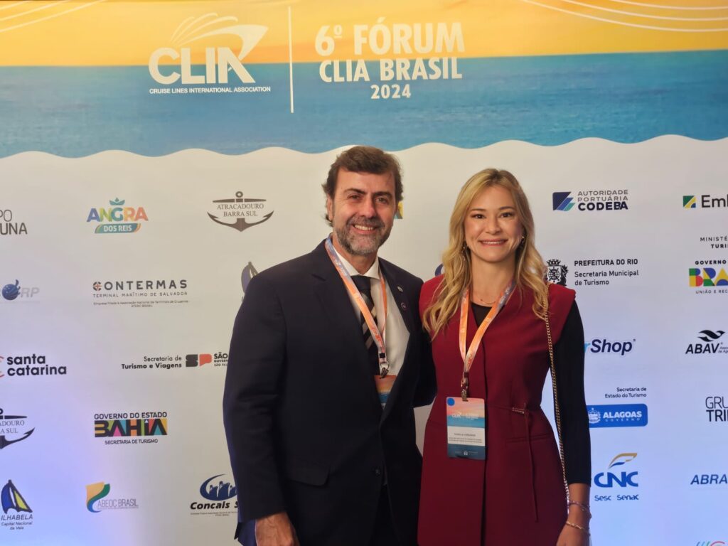 Marcelo Freixo, da Embratur, com Marília Hermann, de Alagoas