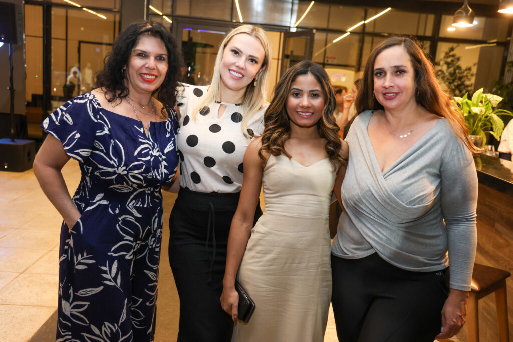 Márcia Voltarelli, do Marsol Resort e Gran, Stella Mares, Patrícia Reis e Leidi Ribeiro, do TRYP by Wyndham e Michelly Drugovich, Hotel Aram Pipa Lagoa
